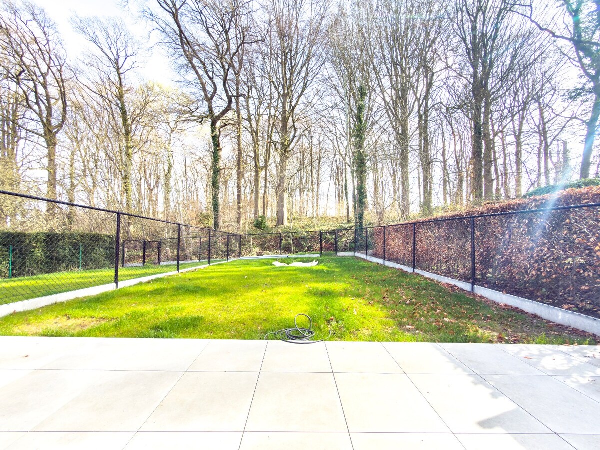 Piekfijn afgewerkte nieuwbouw BEN-woning te St-L-Houtem, 6% BTW mogelijk 