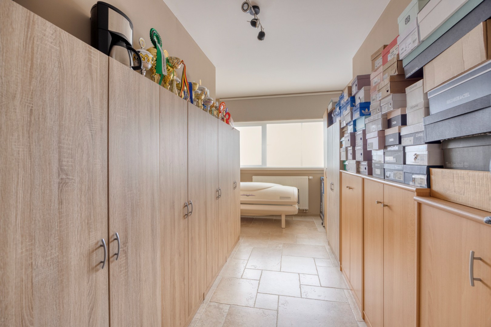 Zeer ruim appartement met 3 slpk. in Geel 