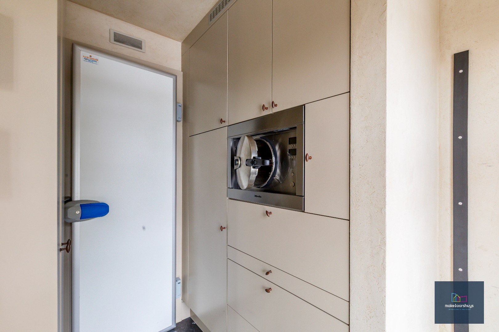 Exclusieve Franse manoir villa met bijhuis aan de Leie 