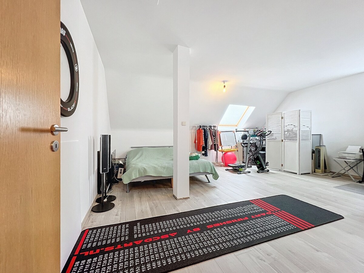 Toffe, energiezuinige HOB met tuin nabij centrum Sint-Lievens-Houtem 