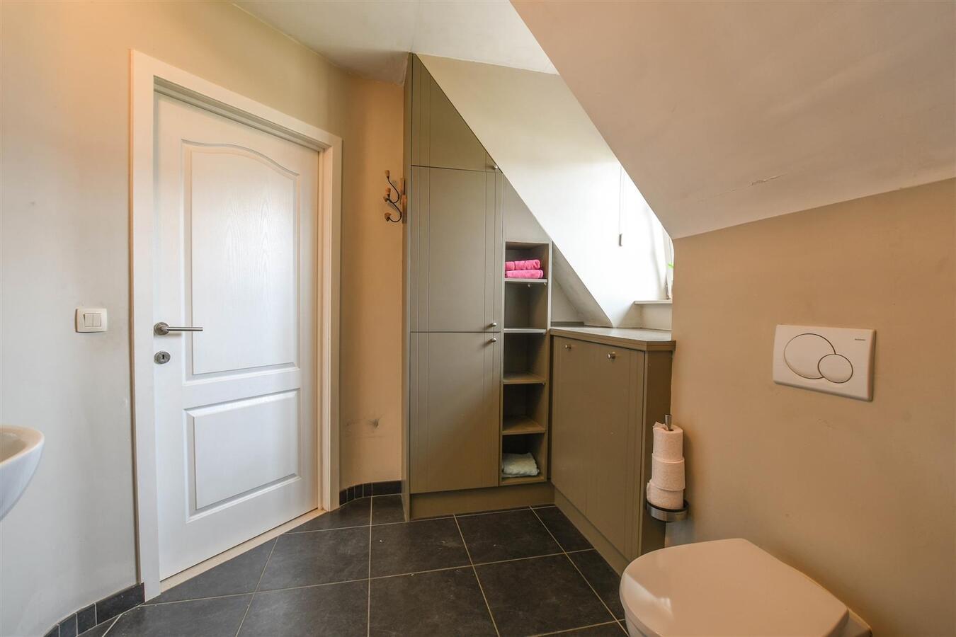 Knappe halfopen gezinswoning te Heulebrug - Heist 