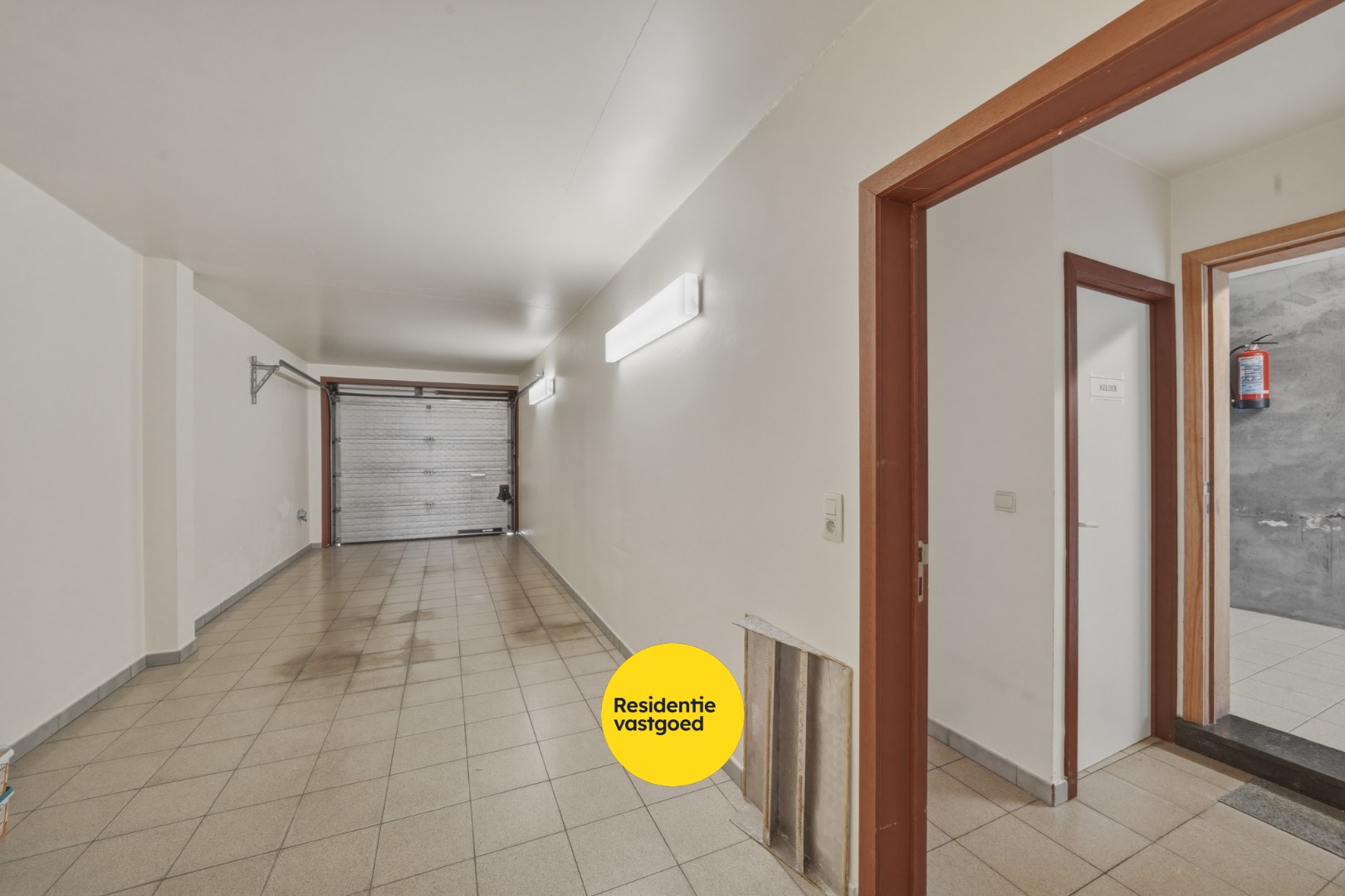 Ruime handelswoning met potentieel te Bredene 