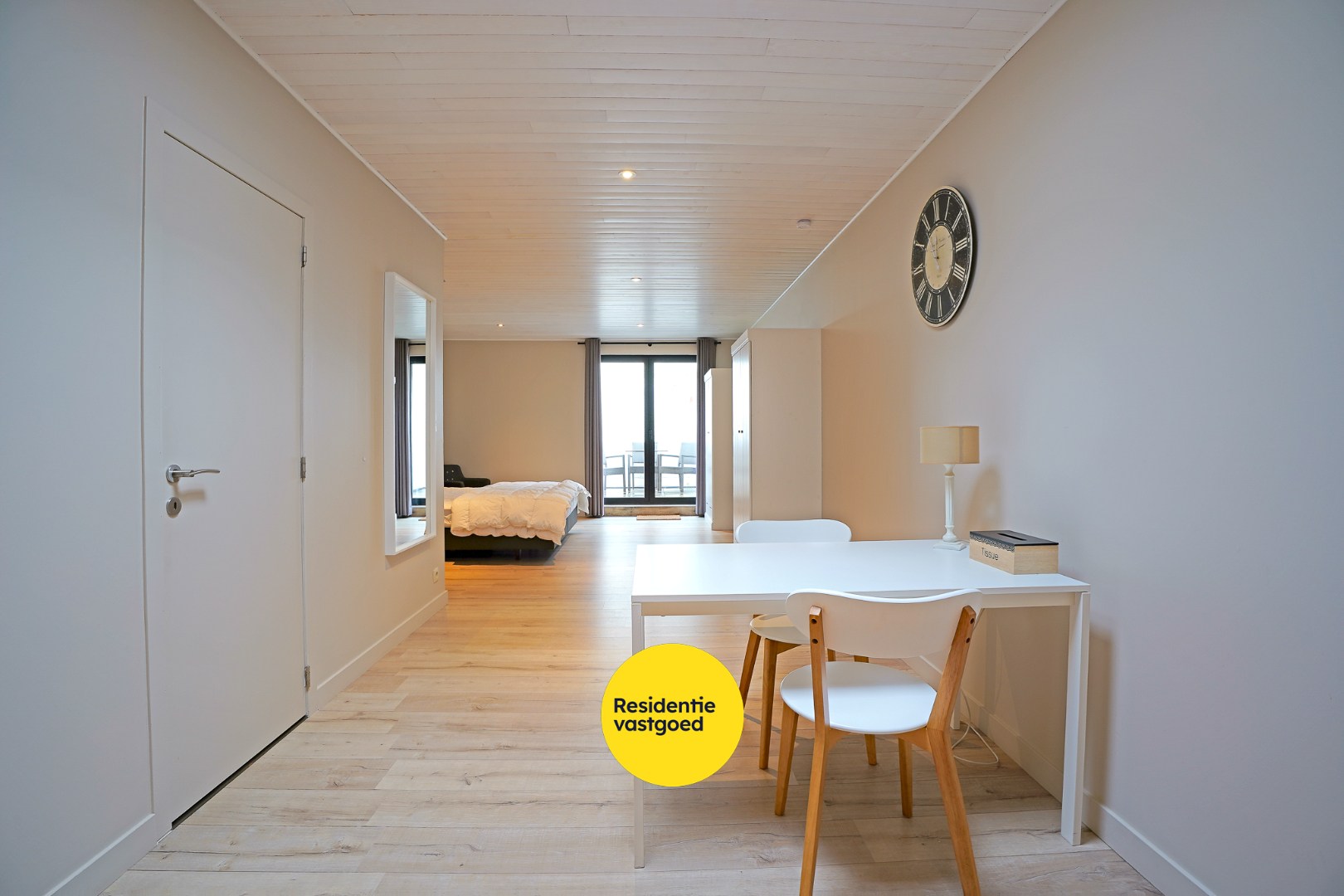 Gerenoveerde herenhuis (2025) in winkelstraat van Nieuwpoort-stad op 161 m². 