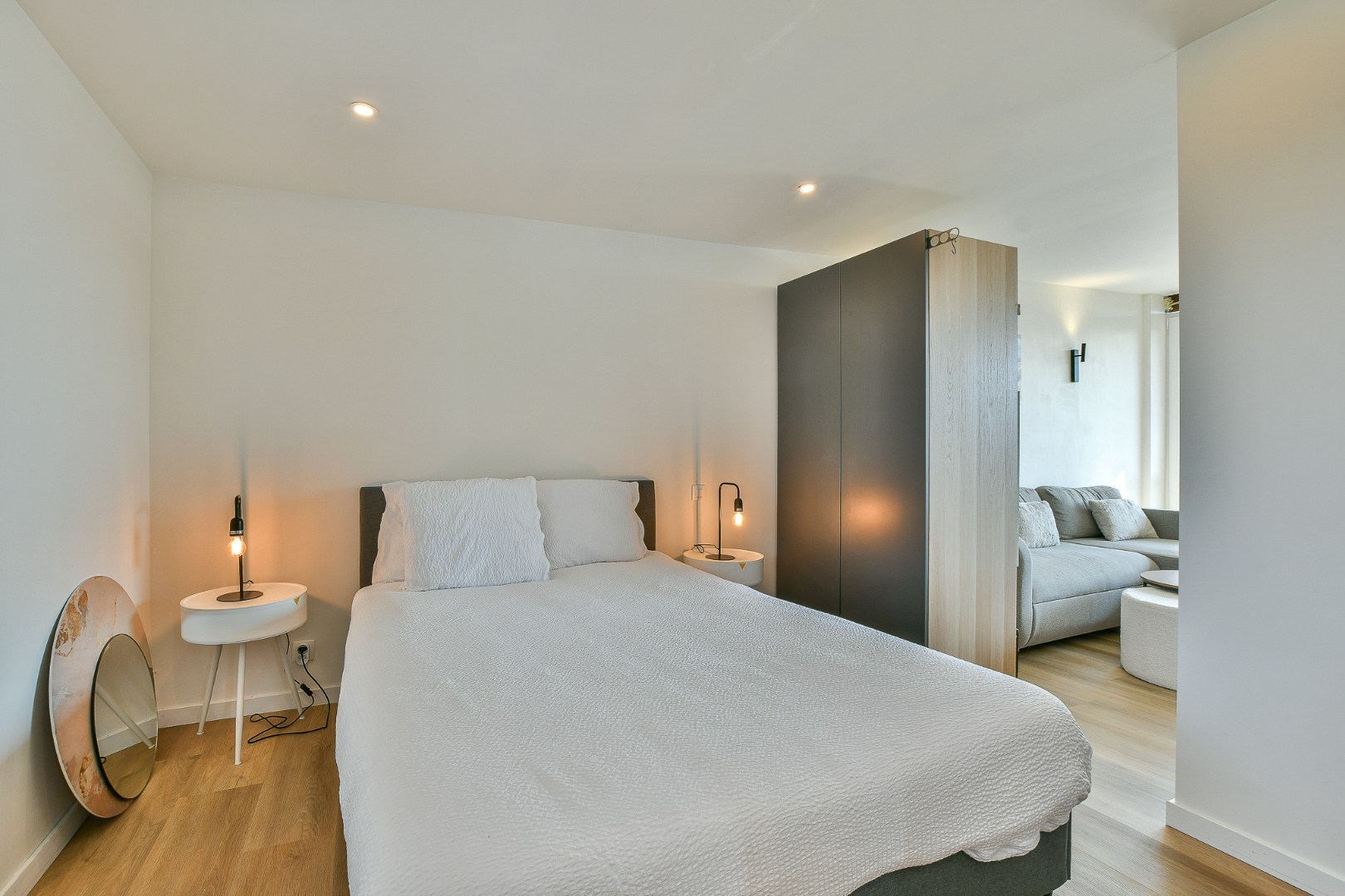 Verzorgd éénslaapkamerappartement met terras en staanplaats in Vosseslag 