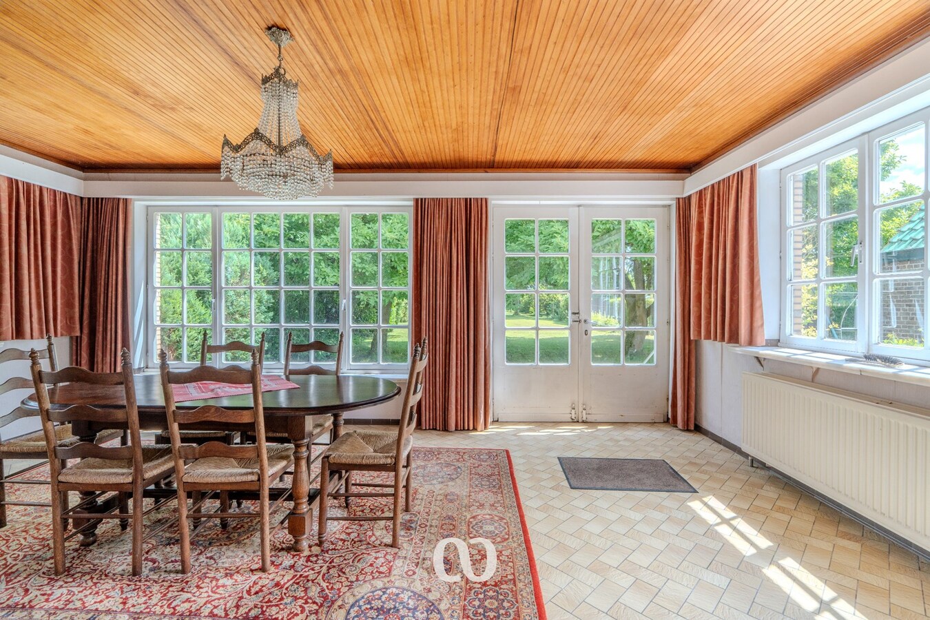 Authentieke Art Deco-villa met weilanden in Sint-Maria Latem 