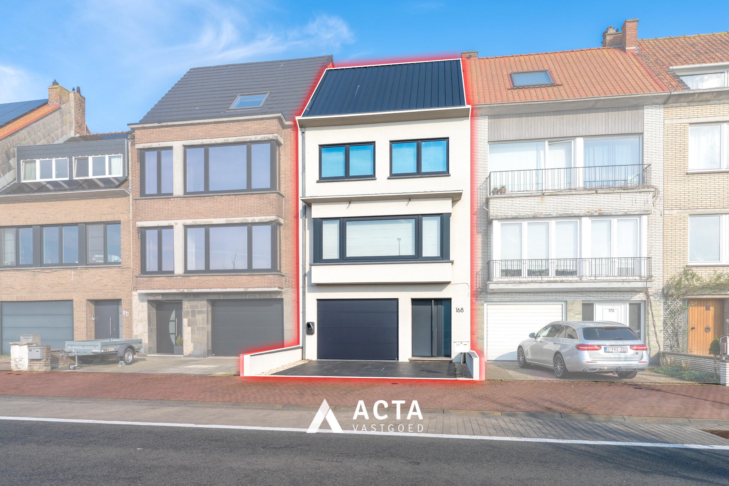 Instapklare bel-etage met 3 slaapkamers en garage 