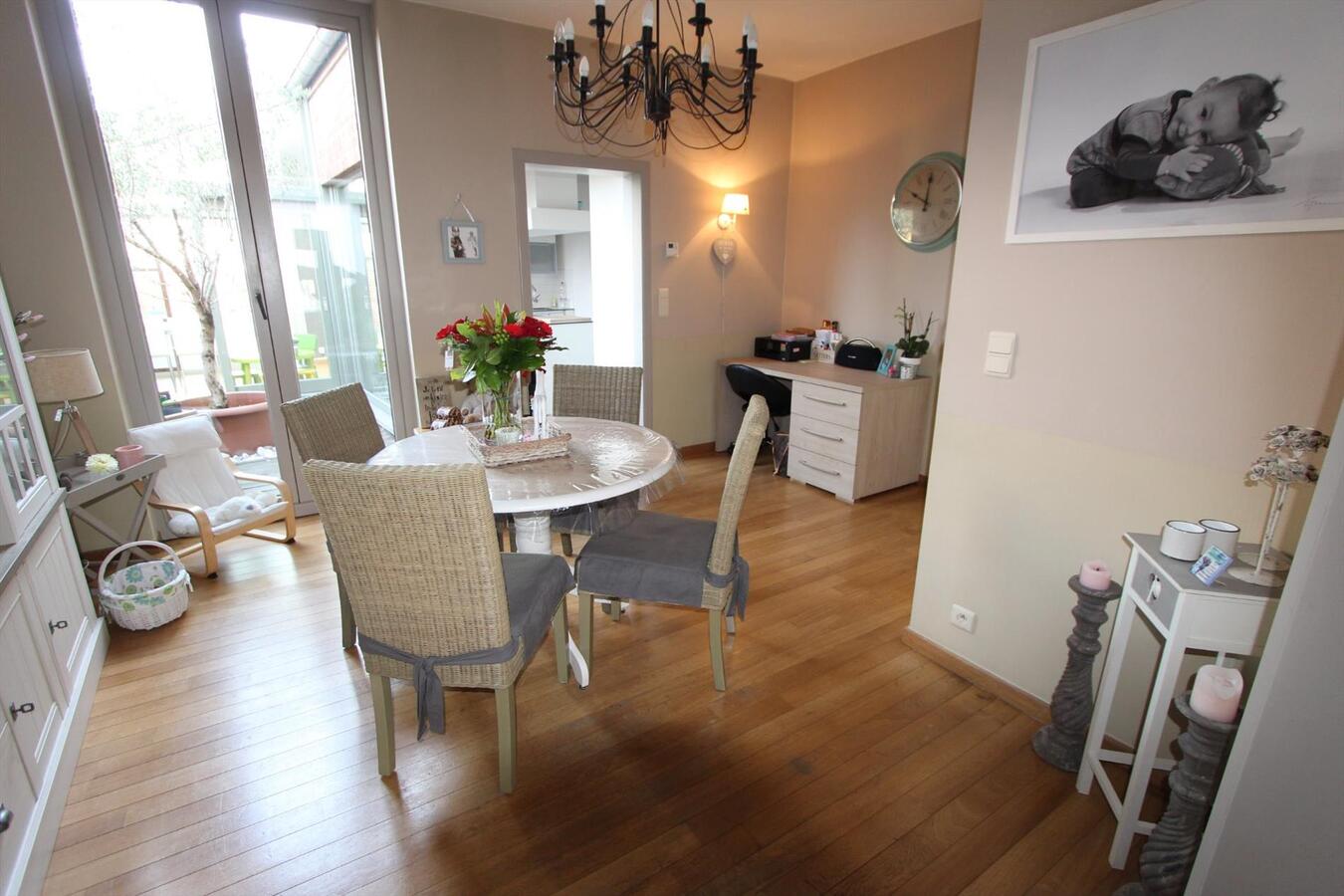 VERKOCHT IN UW BUURT ! 