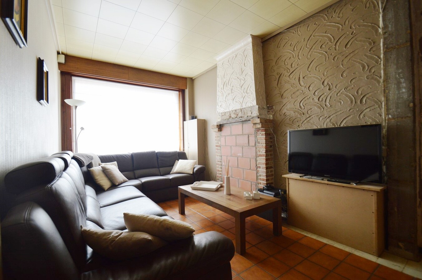 Te renoveren, centraal gelegen woning op 246m² grond - Heist 