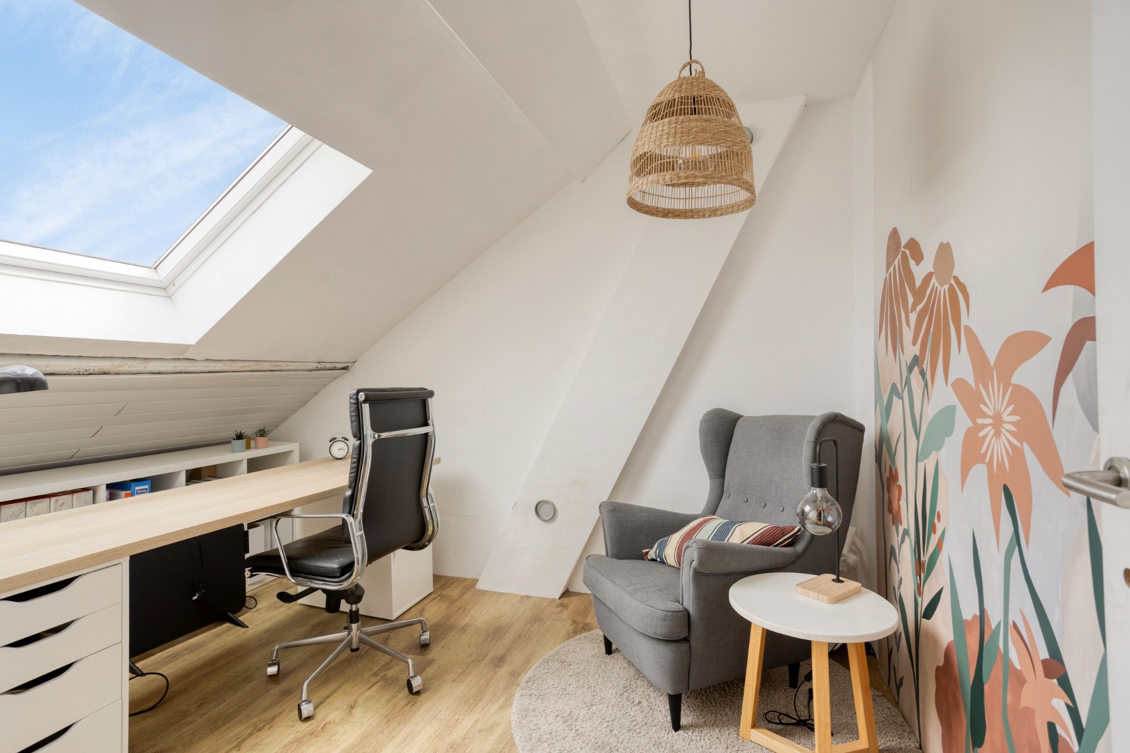 Zeer rustig gelegen half open bebouwing met 4 slaapkamers en ruime tuin in Pellenberg - EPC 162 kwh/m2 
