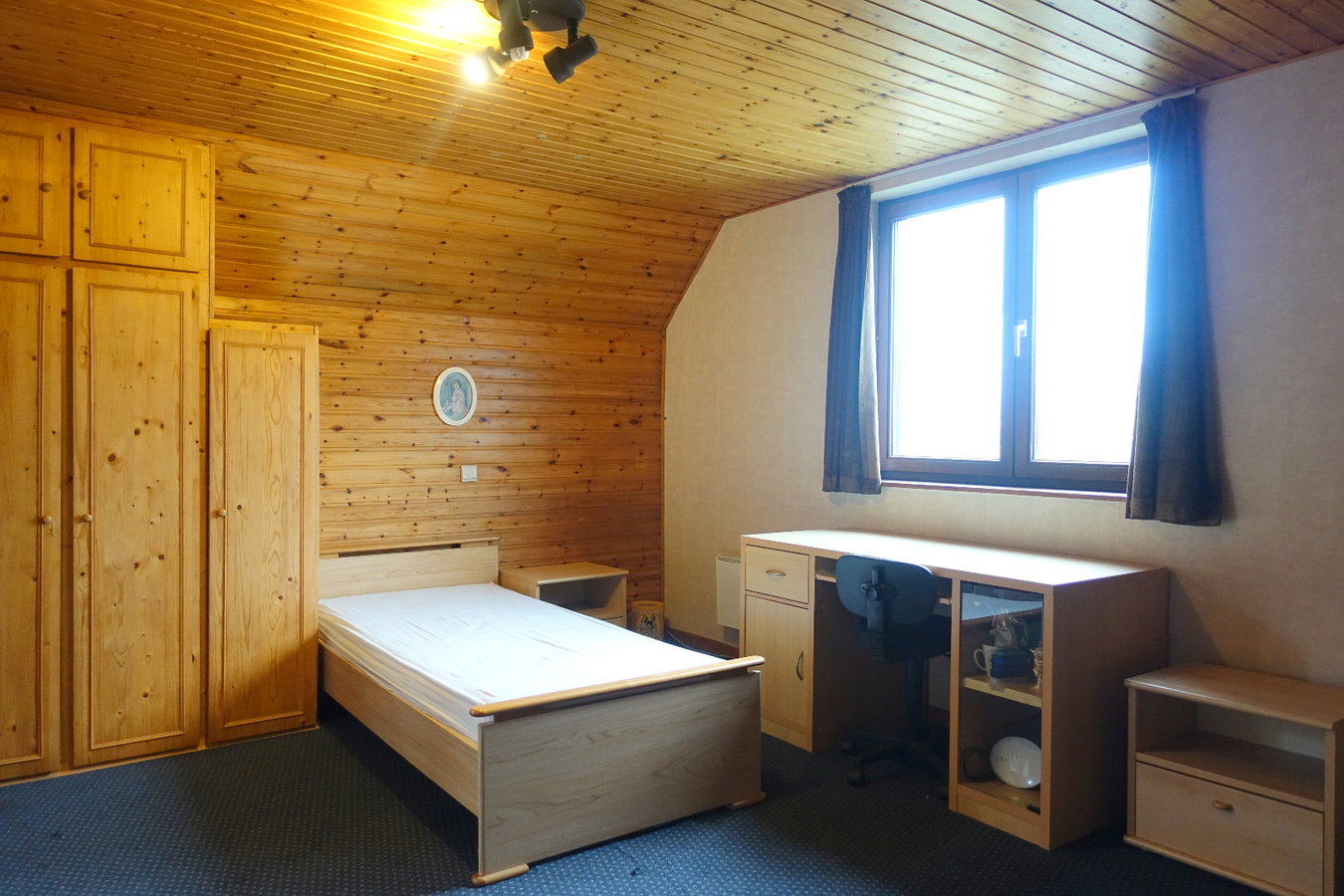 Goed gelegen woning met grote tuin 