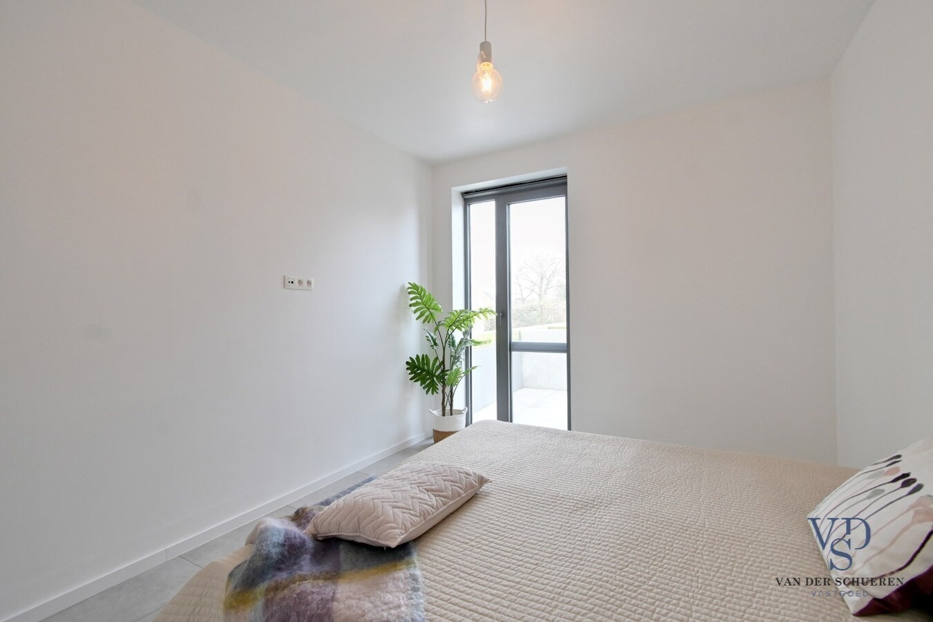 Gelijkvloers appartement met 2 terrassen. 