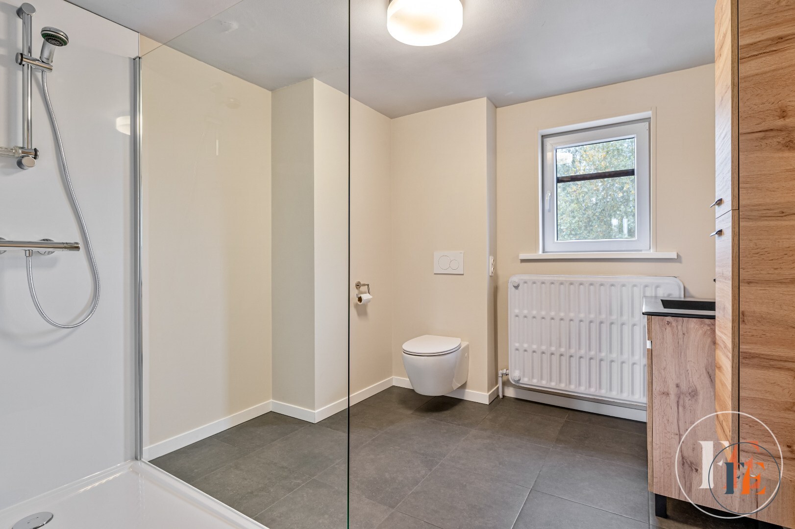 Duplex appartement  met garage en tuin te Drongen 