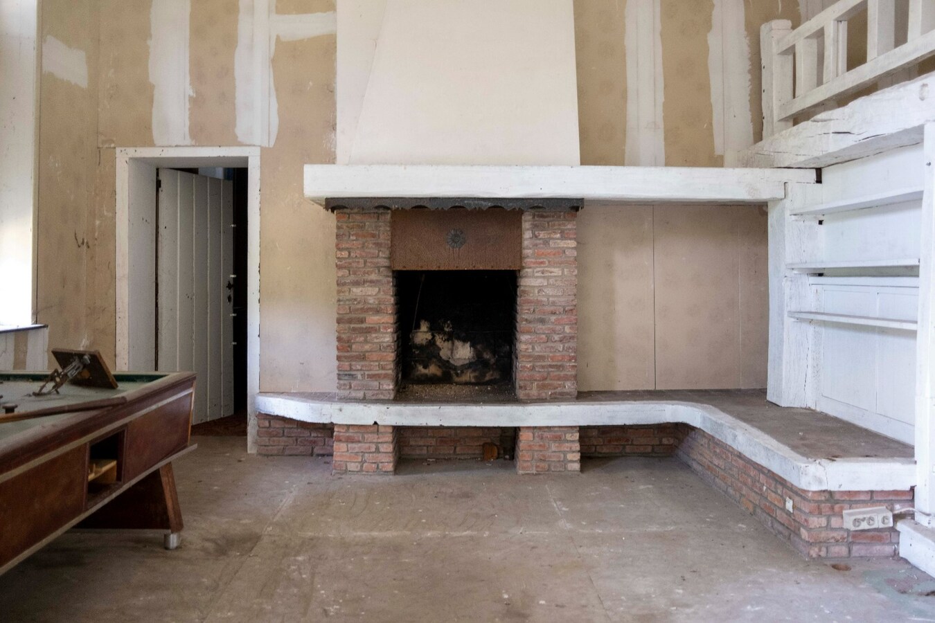 Property for sale in Sint-Pieters-Leeuw