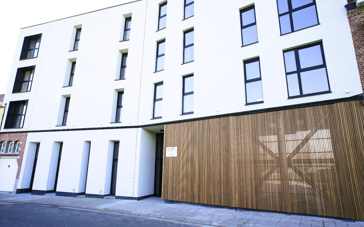 Rez-de-chaussée loué À Tournai
