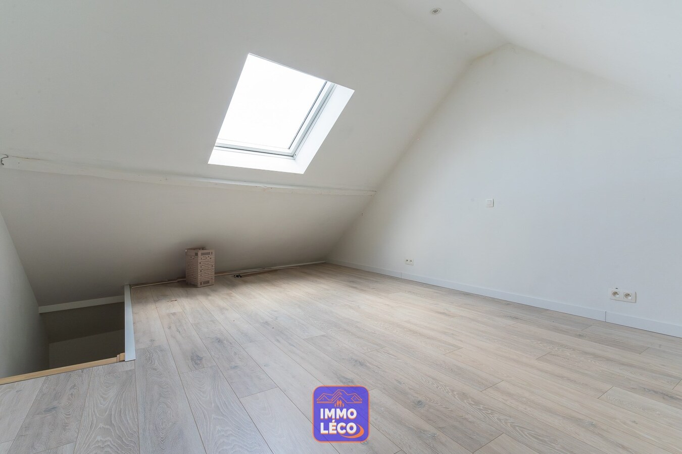 Maison rénovée 3 chambres, grande cour, proche du parc de Mouscron ! 