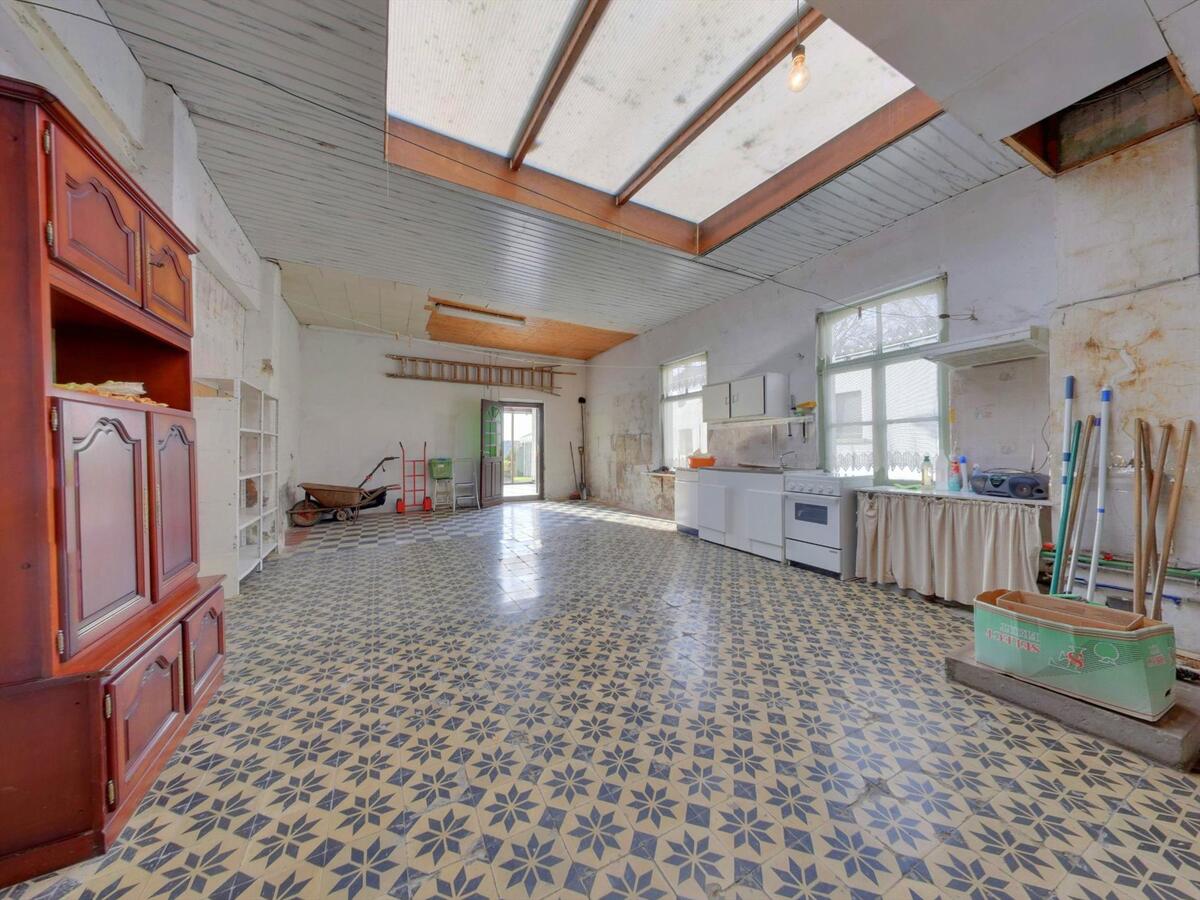 Ruime rijwoning in het gezellige Stalhille 