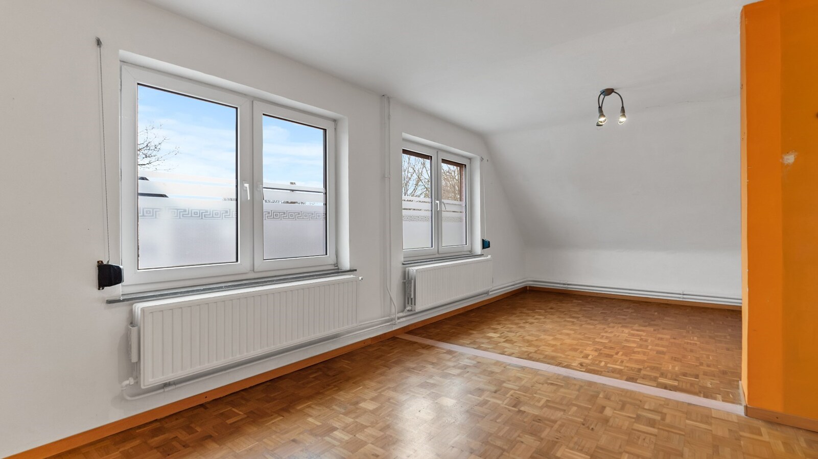 Riante gezinswoning met tal van mogelijkheden nabij Maastricht! 