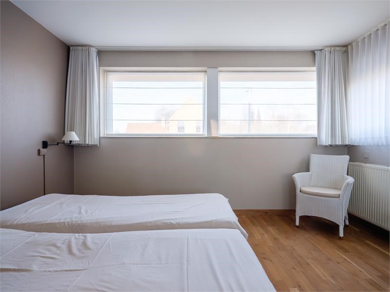 Tijdsloze villa in één van de mooiste villawijken van Roeselare 