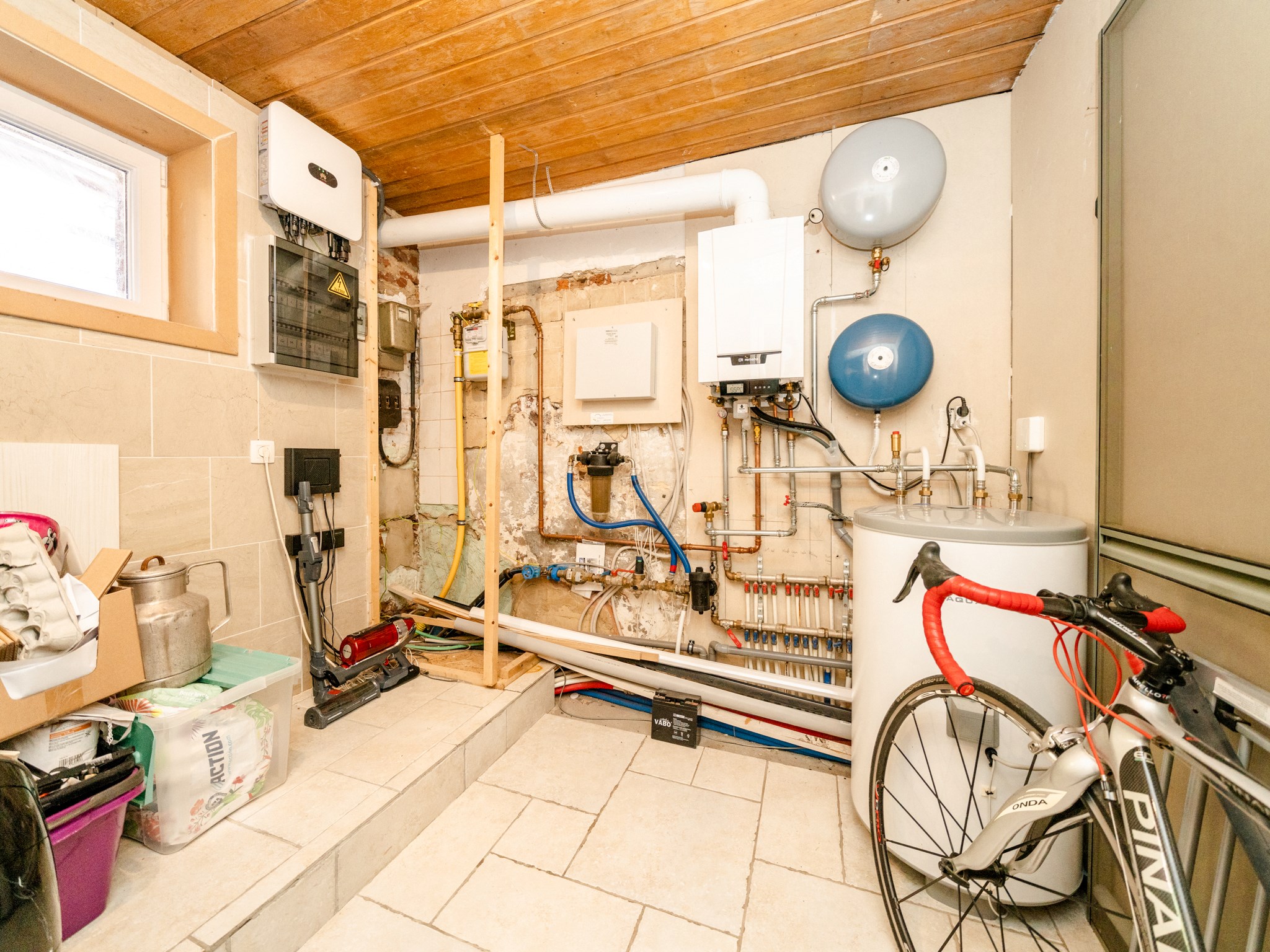 Vrijstaande woning met 3 kamers te midden het groen 