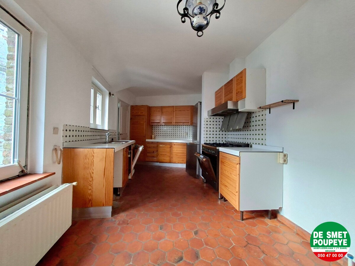 Typische Brugse woning met binnenpatio/tuintje 