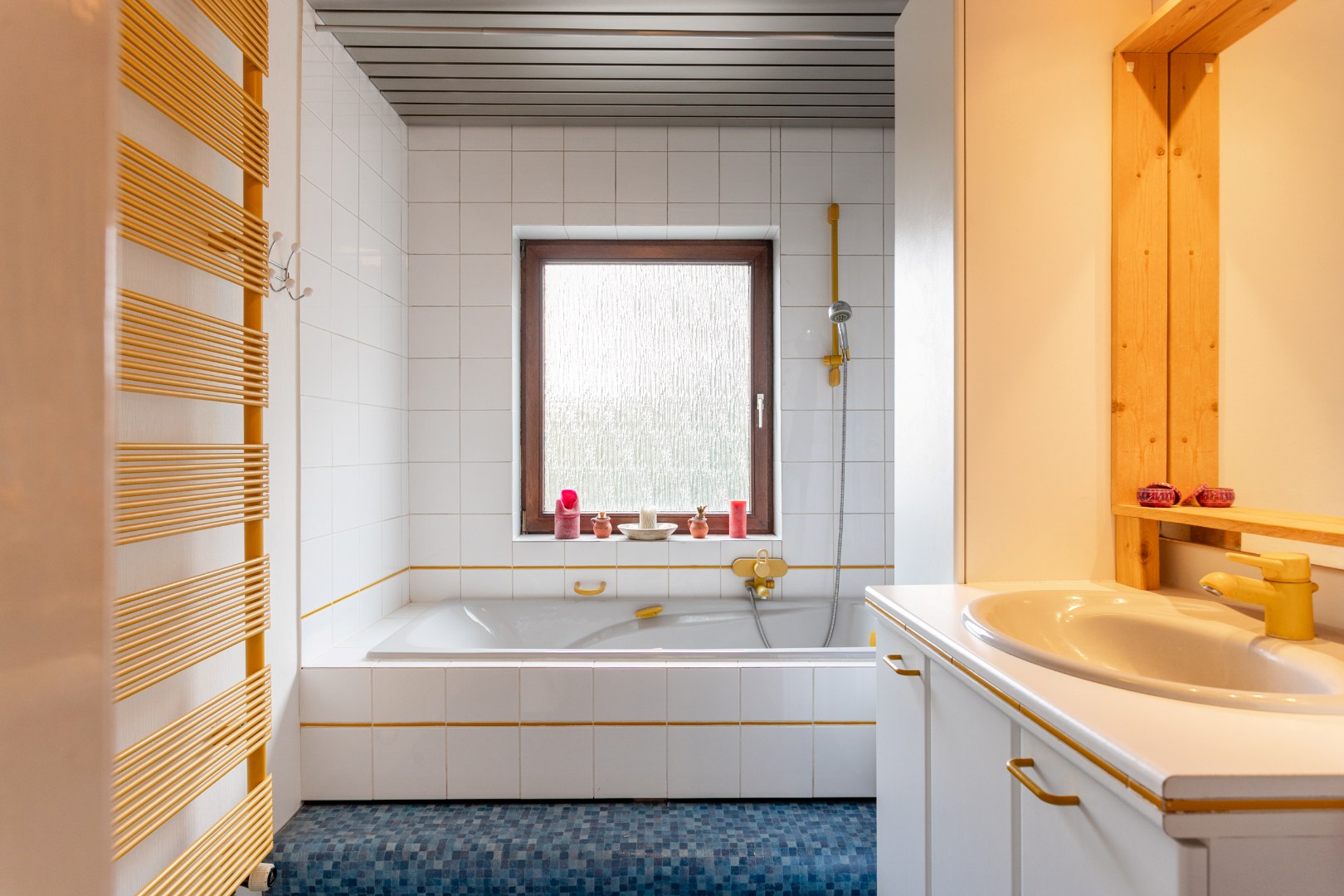 Instapklare woning met 4 slpk te Halle 