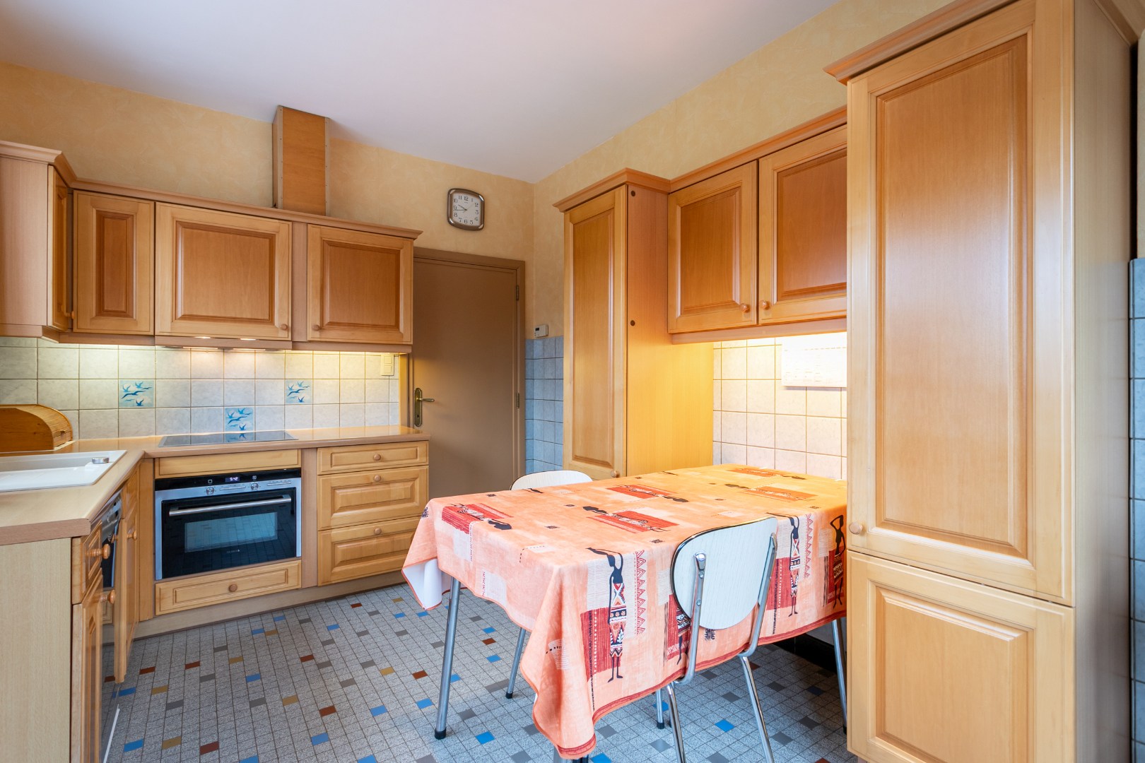 Woning  op 7a80, met 4 slpks, garage en ruime tuin 