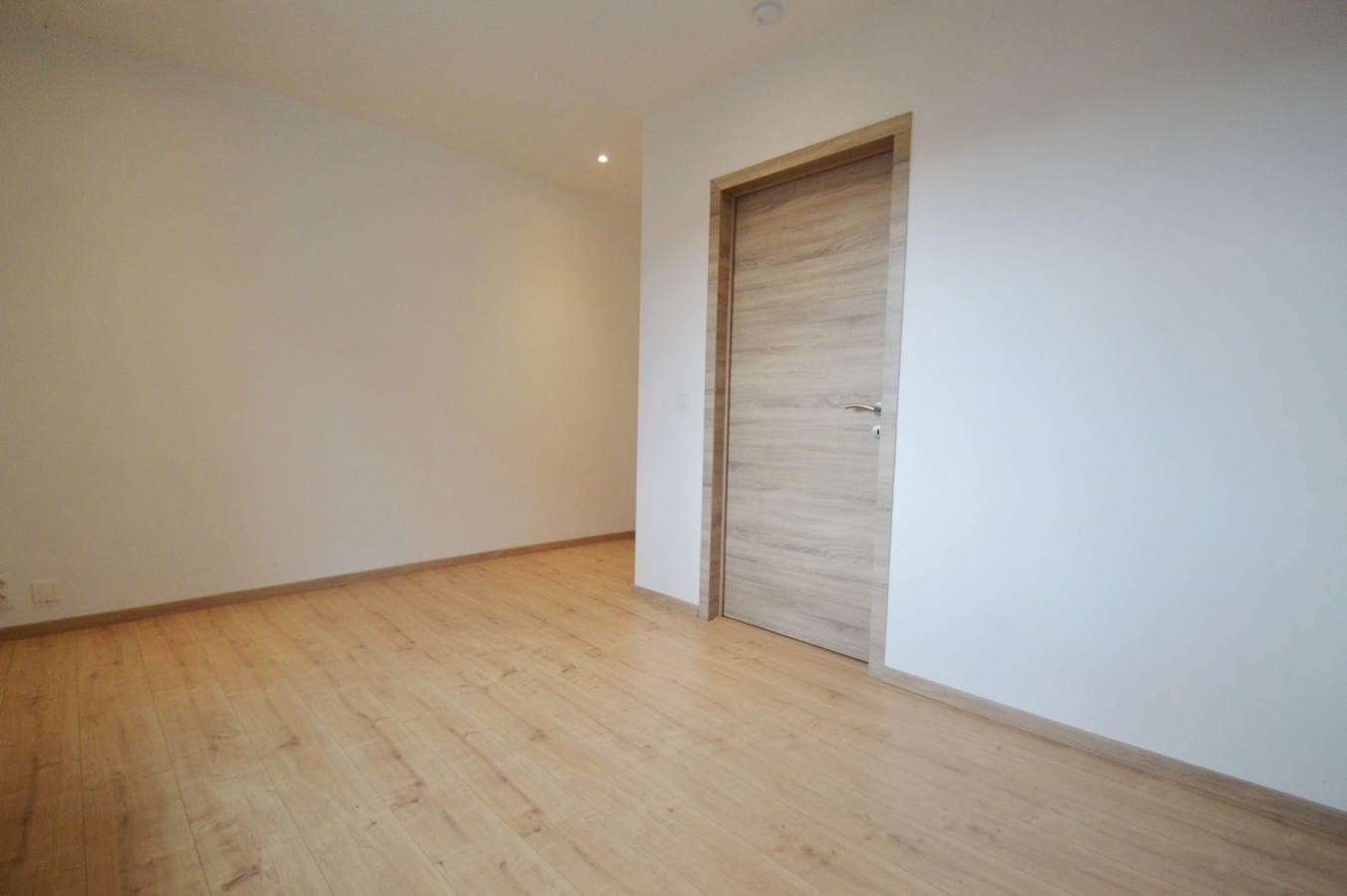 Goed gelegen, gerenoveerde woning - Heist 