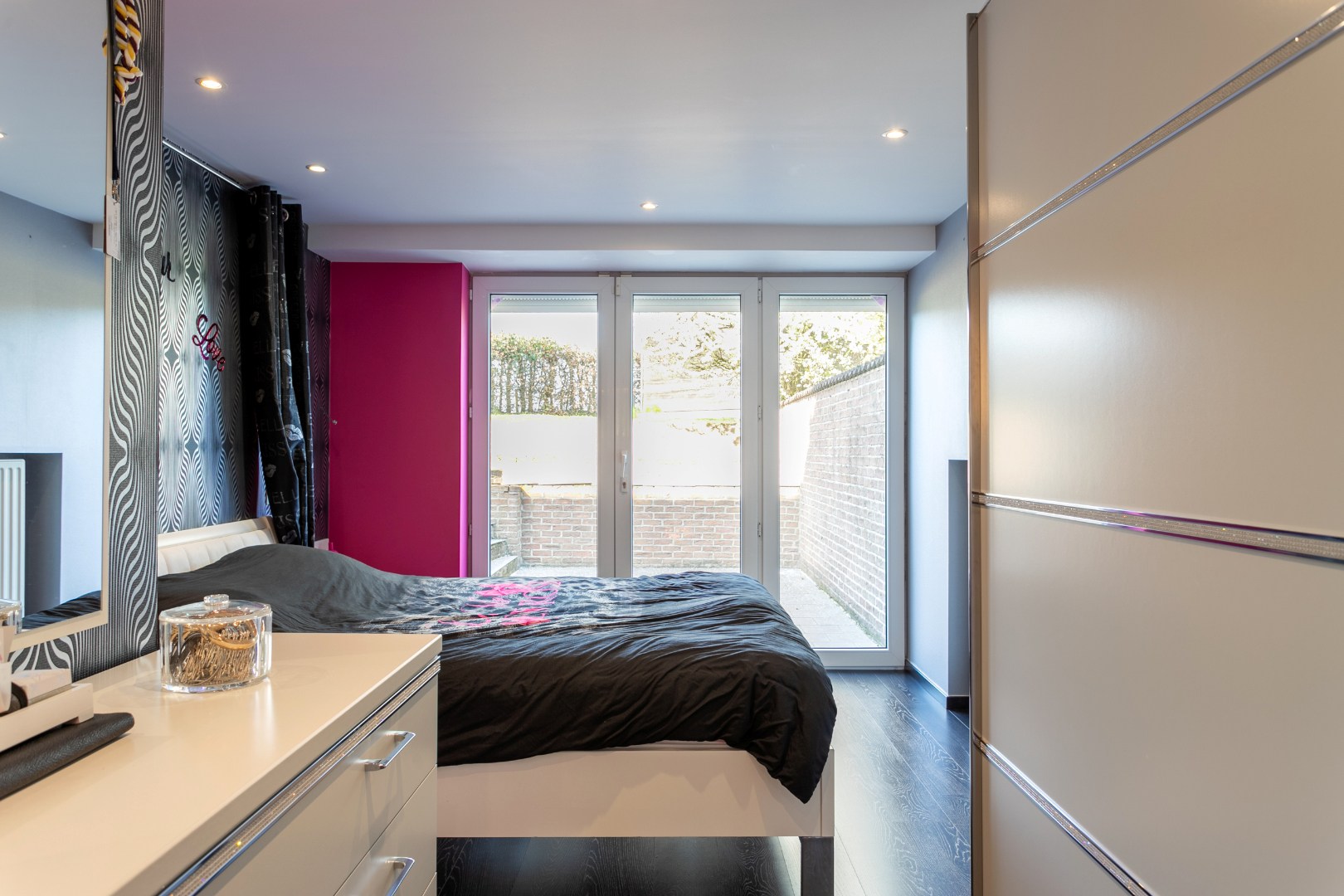 Vrijstaande woning met 4 slpks &amp; ruime tuin 