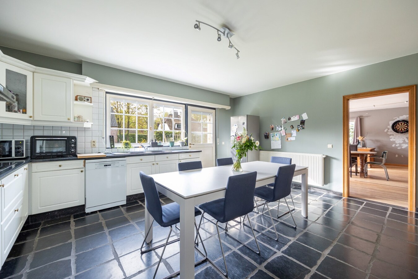 Villa met 3 slaapkamers op een mooi perceel van 1.606 m²  te Zoersel 