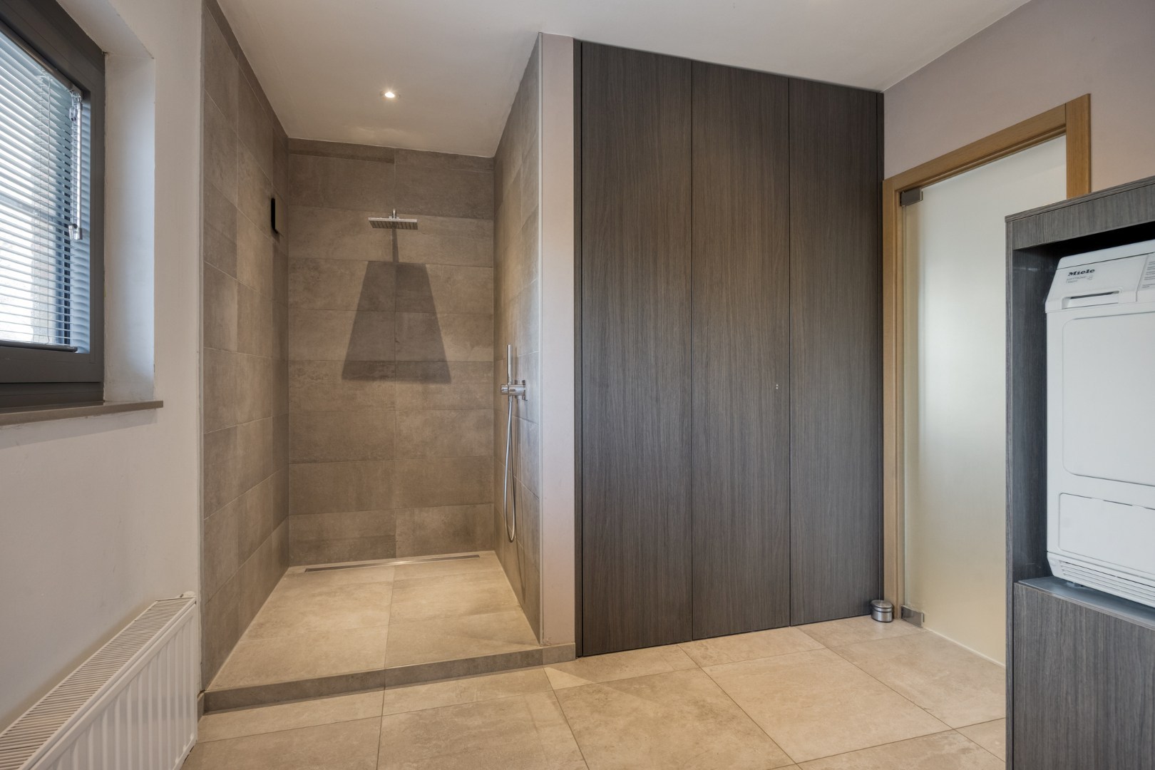 Ruime gerenoveerde villa met 5 slaapkamers en 2 badkamers, tuin en garage in Kessel-Lo, EPC-waarde 285 kWh/m² 