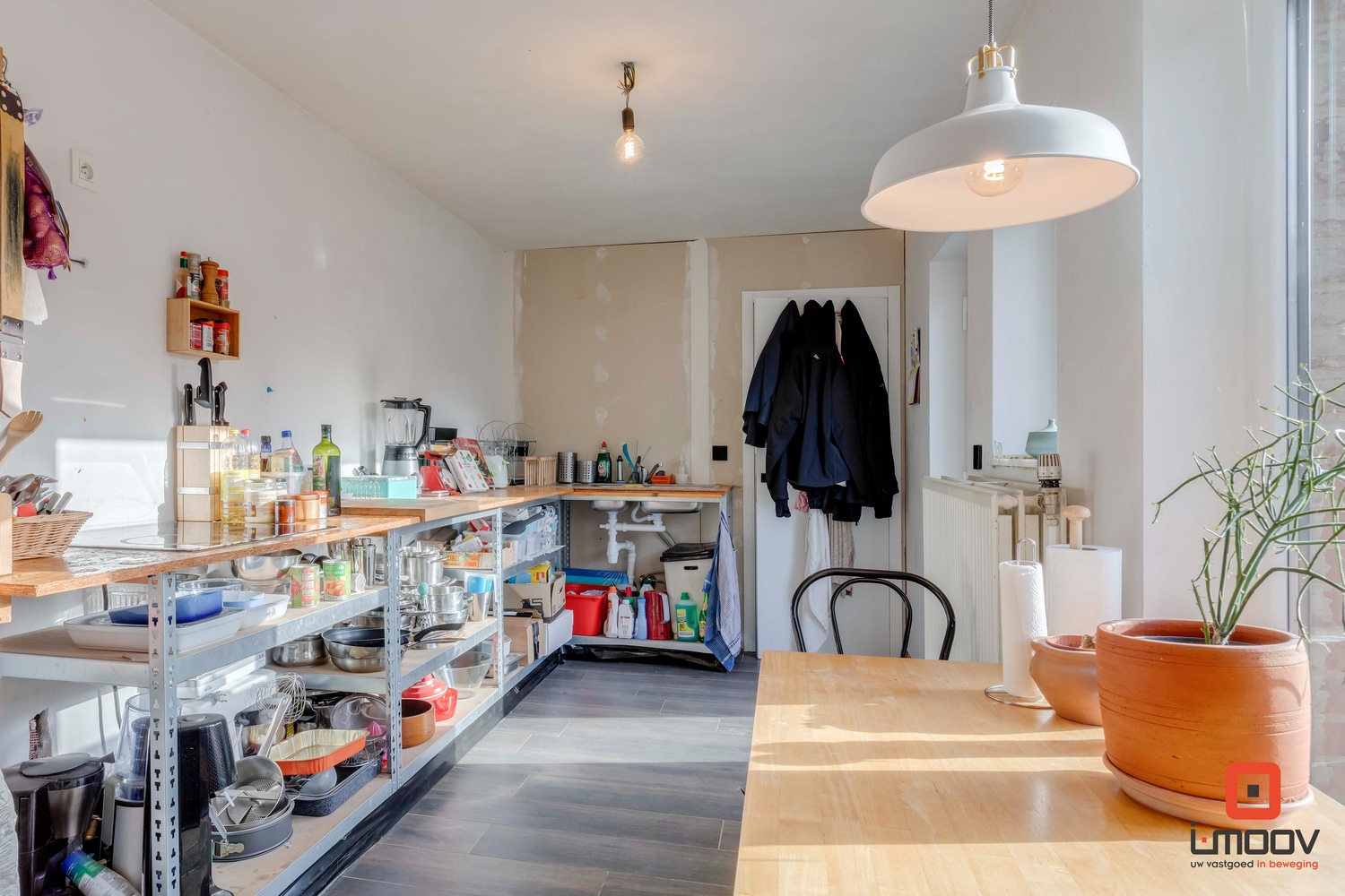 Lichtrijke woning gelegen te Balegem 