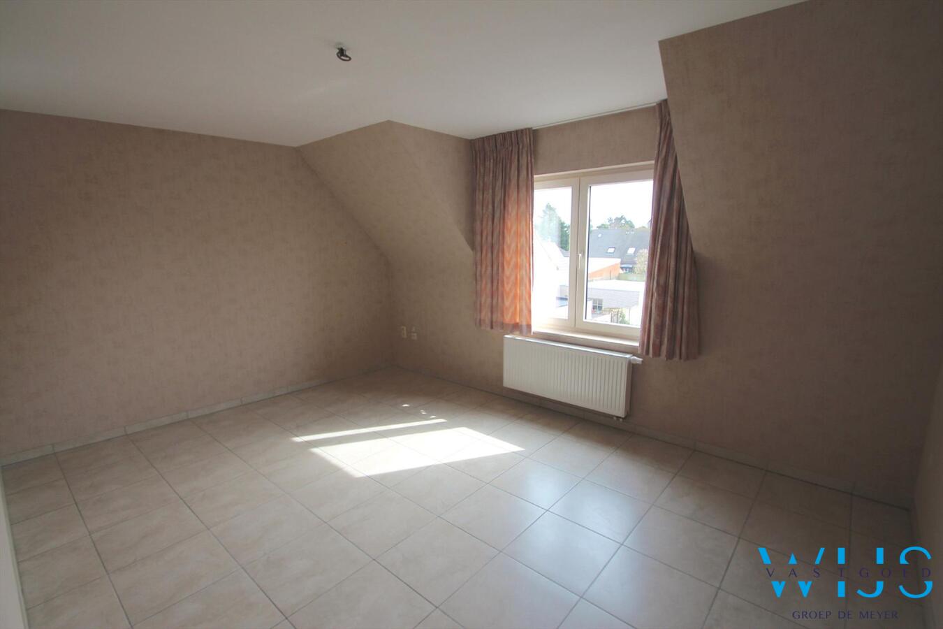 Prachtig lichtrijk 3 slaapkamerappartement van 115m² te ERTVELDE 