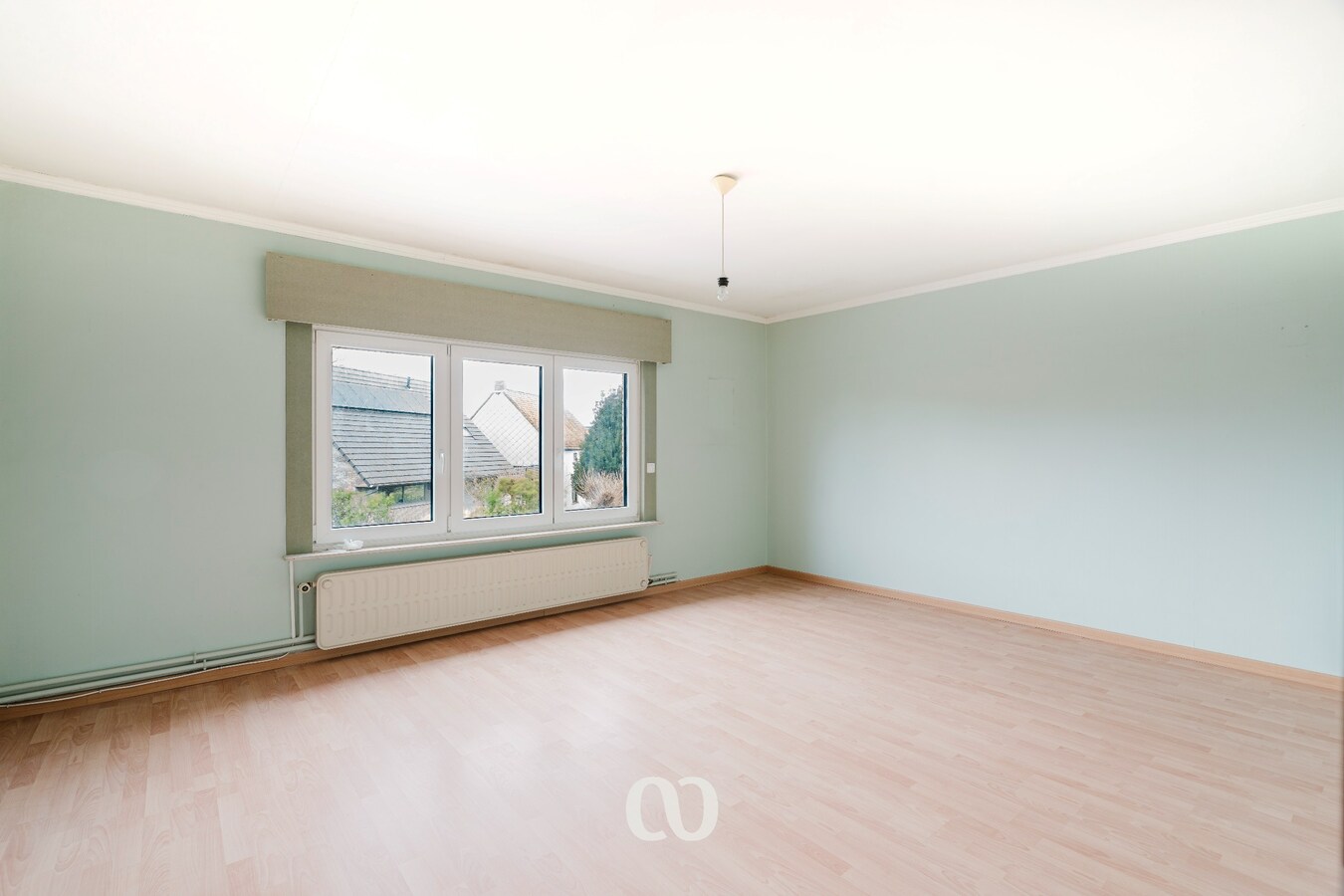 Ruime gezinswoning met 4 slaapkamers en tuin in Nederename 