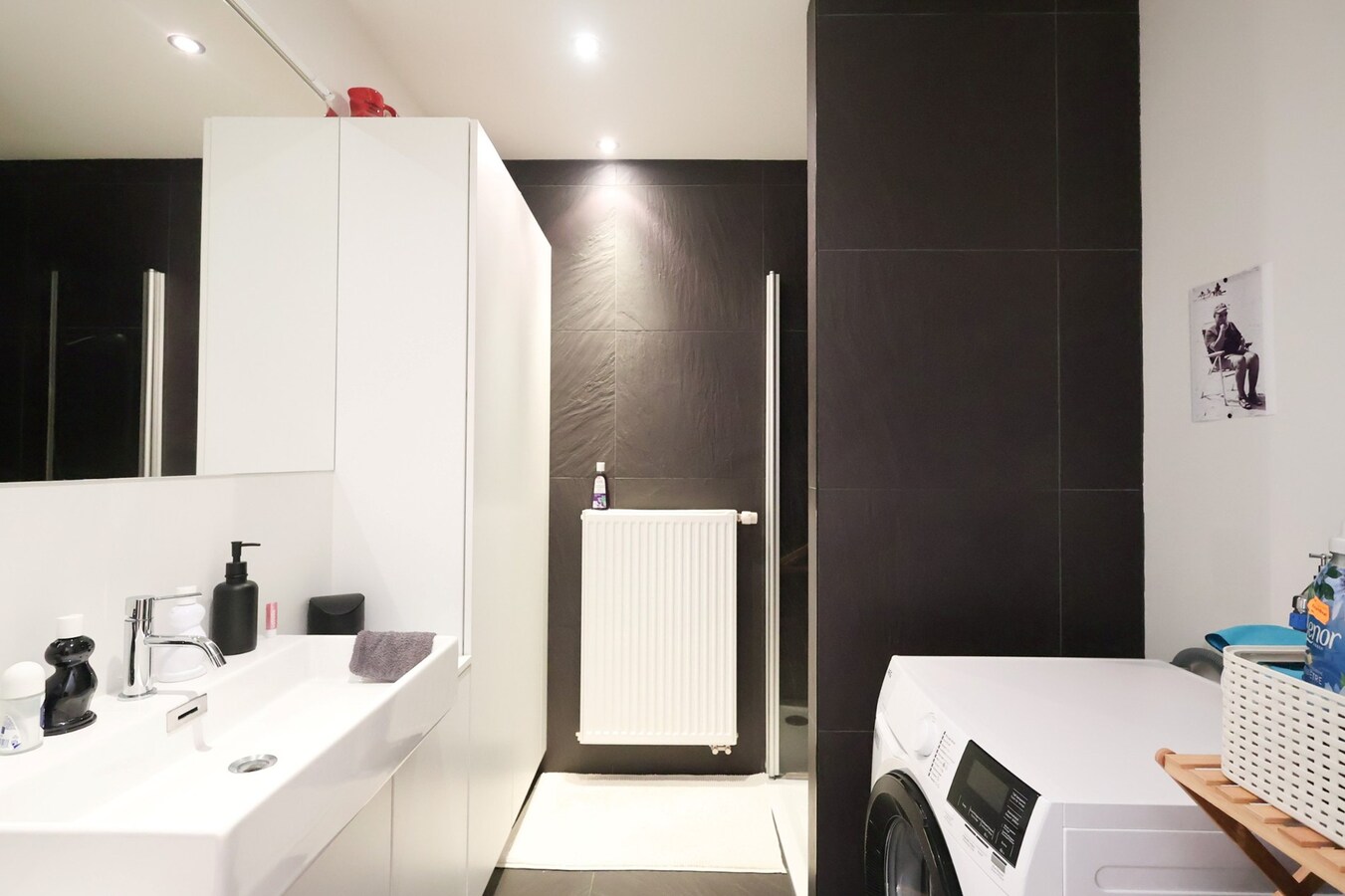 Modern appartement met 2 slaapkamers en parking te Oostduinkerke 