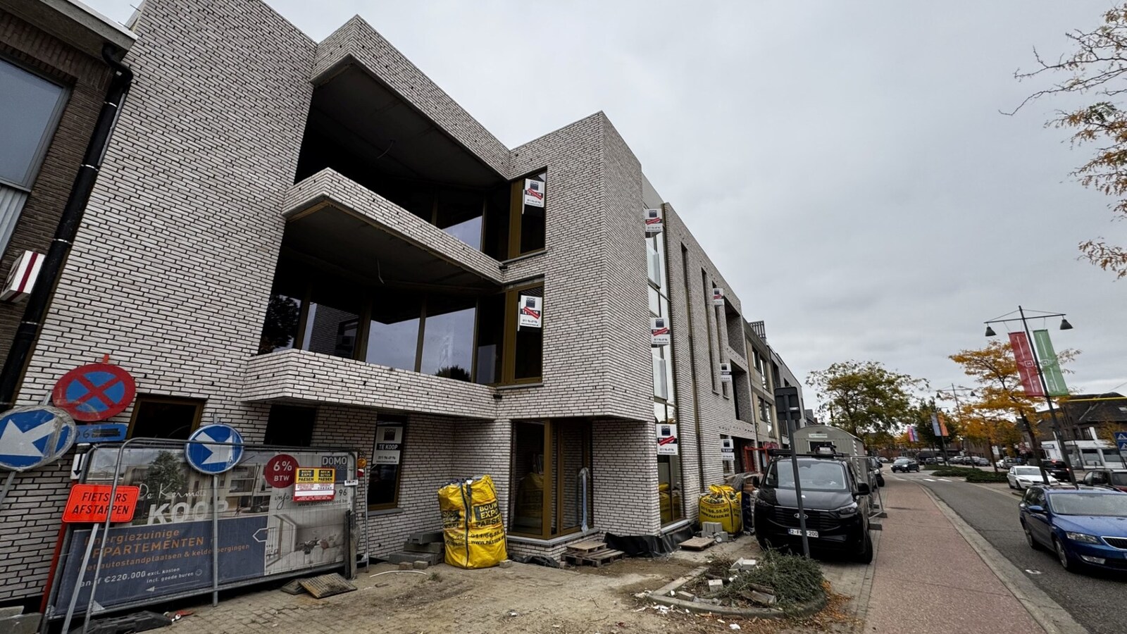 NIEUWBOUW APPARTEMENT MET 2 SLAAPKAMERS IN HET CENTRUM VAN KERMT 