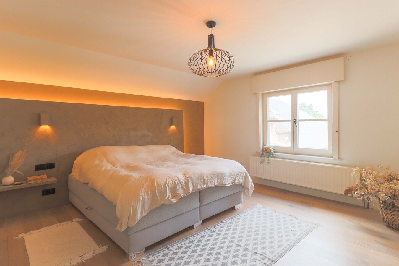 Unieke Villa te Moorslede met 5 slaapkamers op 726m² ! 