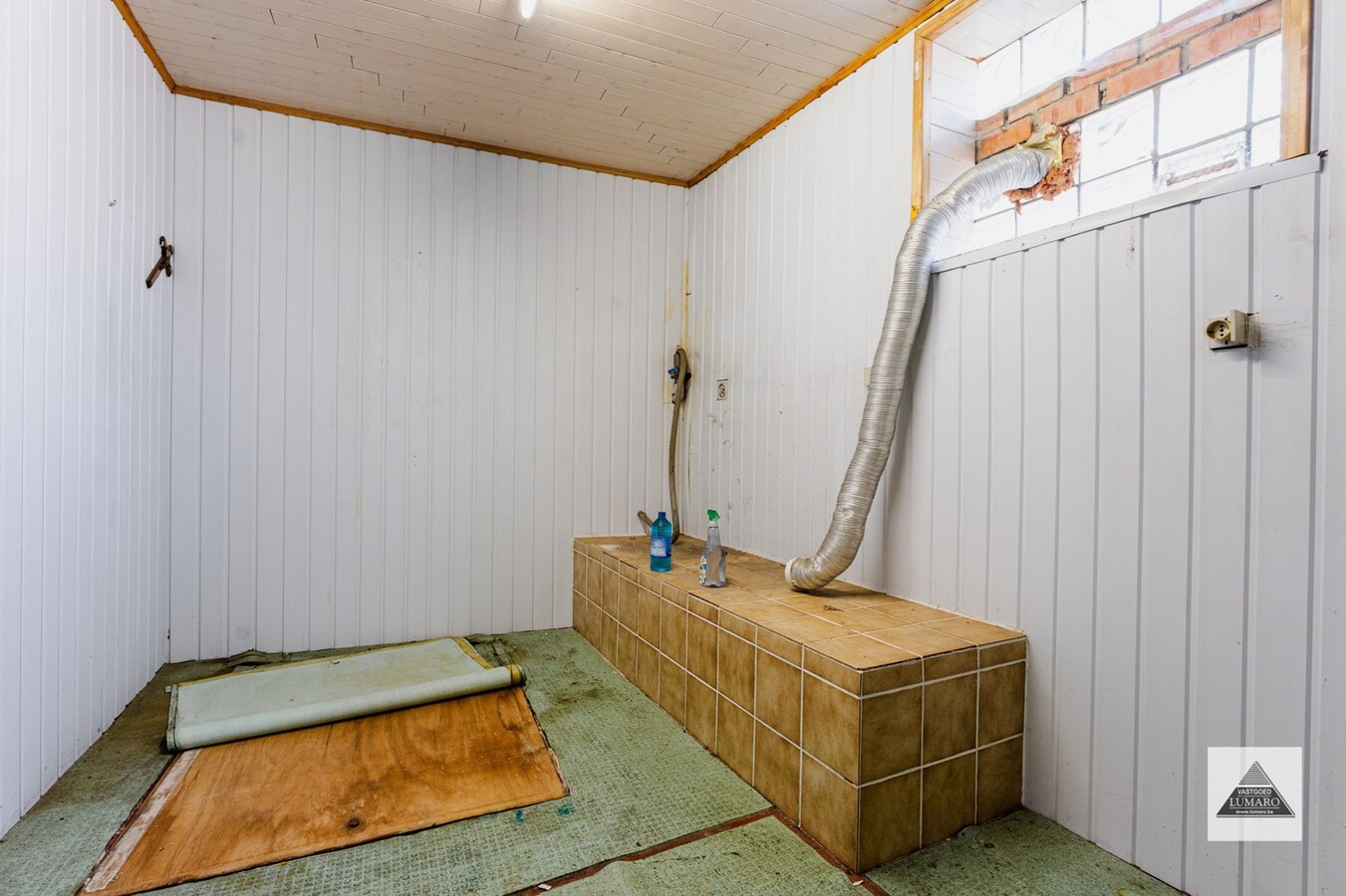 Eigenbilzen: op te knappen woning op 9a 61ca 