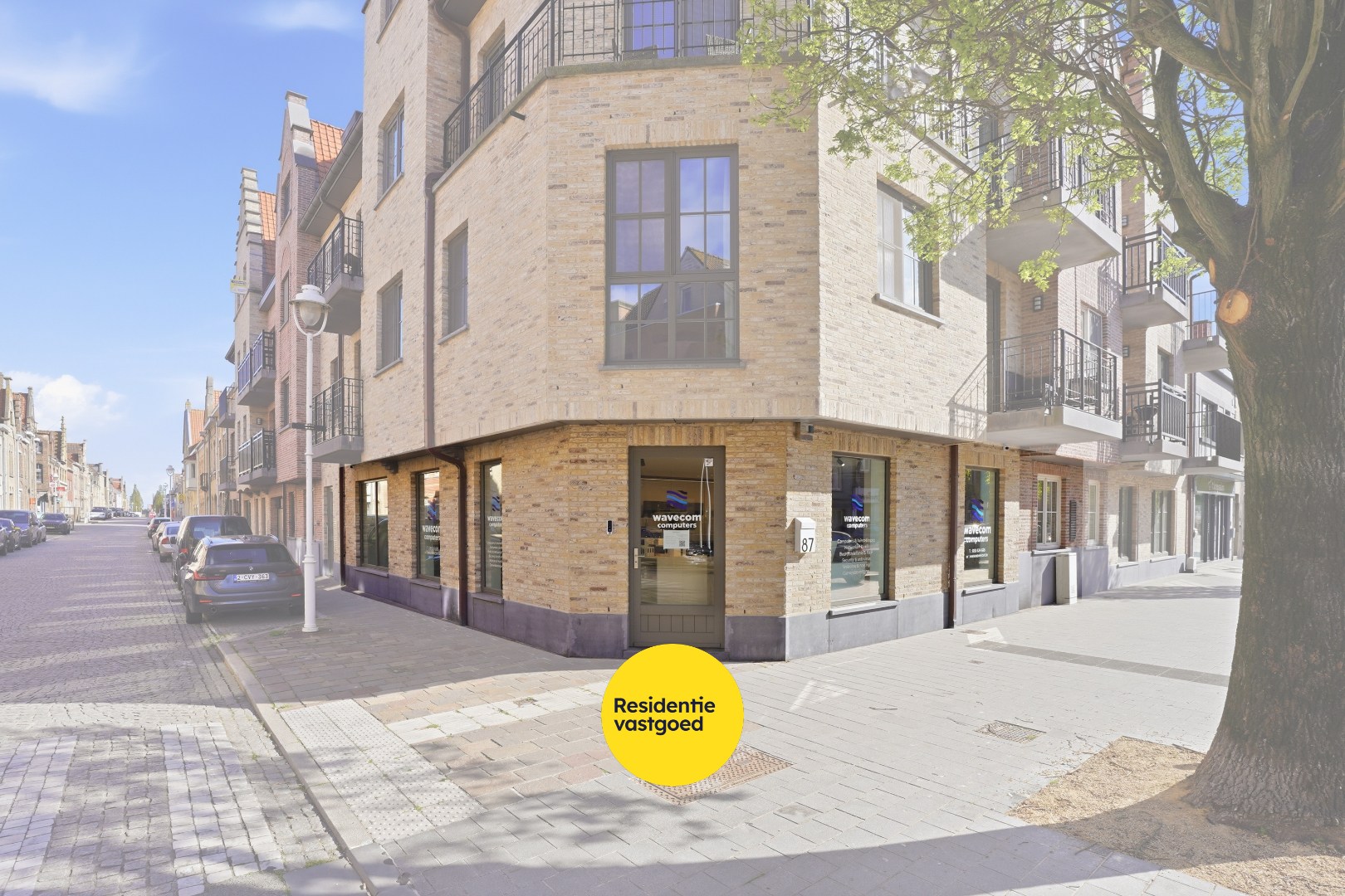 Instapklaar en hoogwaardig handelspand (122 m²) op topligging in Nieuwpoort Stad 