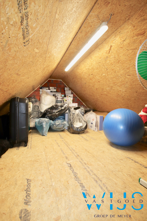 Toffe gezinswoning met 3 slaapkamers, garage &amp; zonnige tuin te Ertvelde Rieme! 