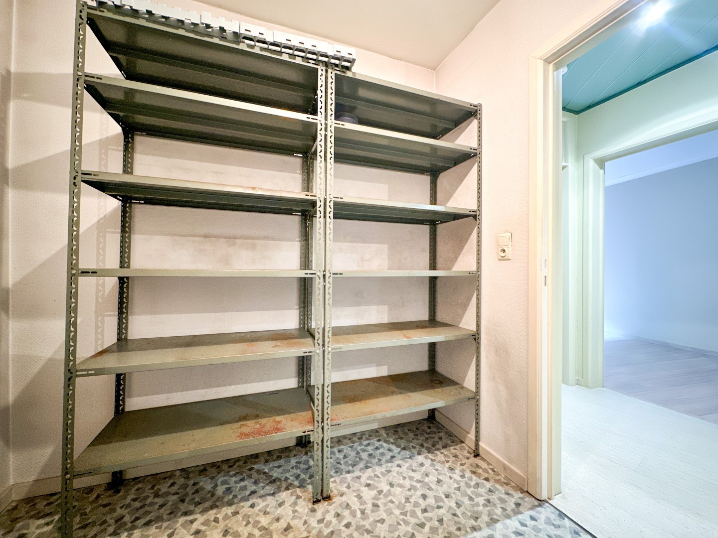 Handelpand met winkel, atelier en woonst, commerciële ligging, Torhout 