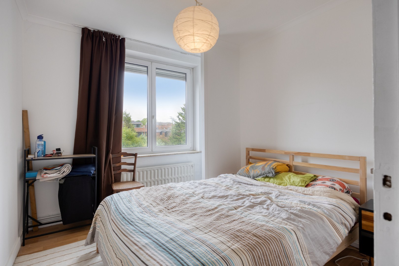 Ruime stadswoning met achteruitgang via Janseniusstraat met 4 slaapkamers, garage en tuin te Leuven- EPC 239kwh/m2 