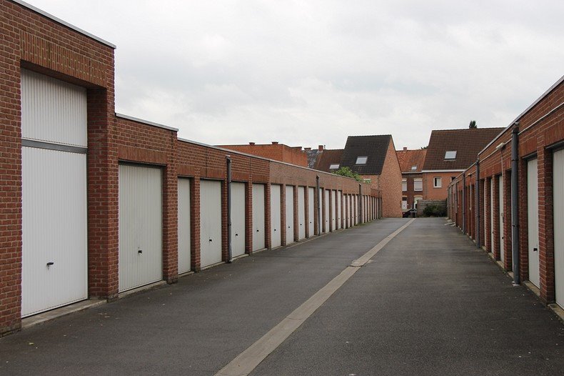 Verhuurd garage - Roeselare