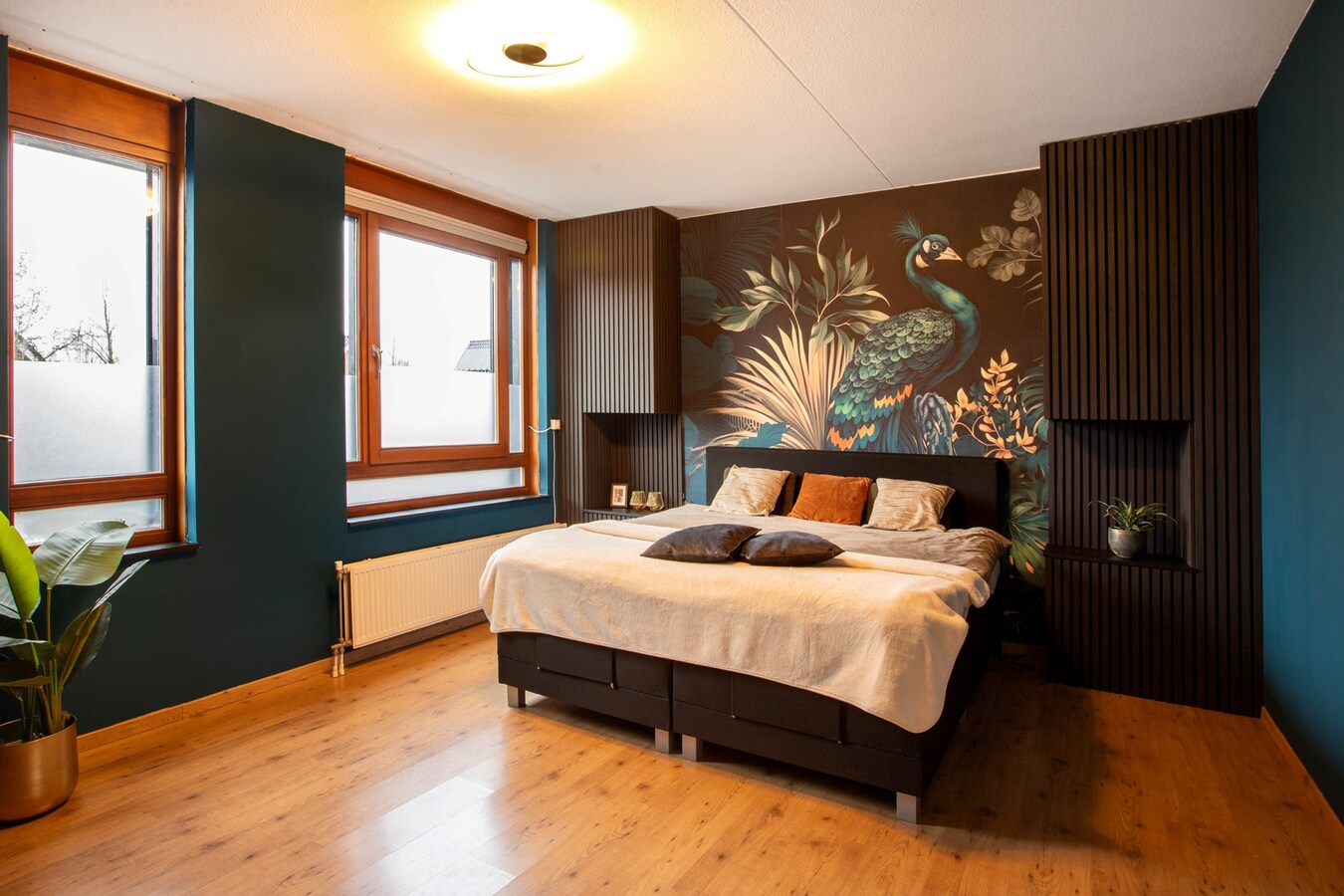 Instapklare geschakelde woning uit 2006 met centrale ligging! 