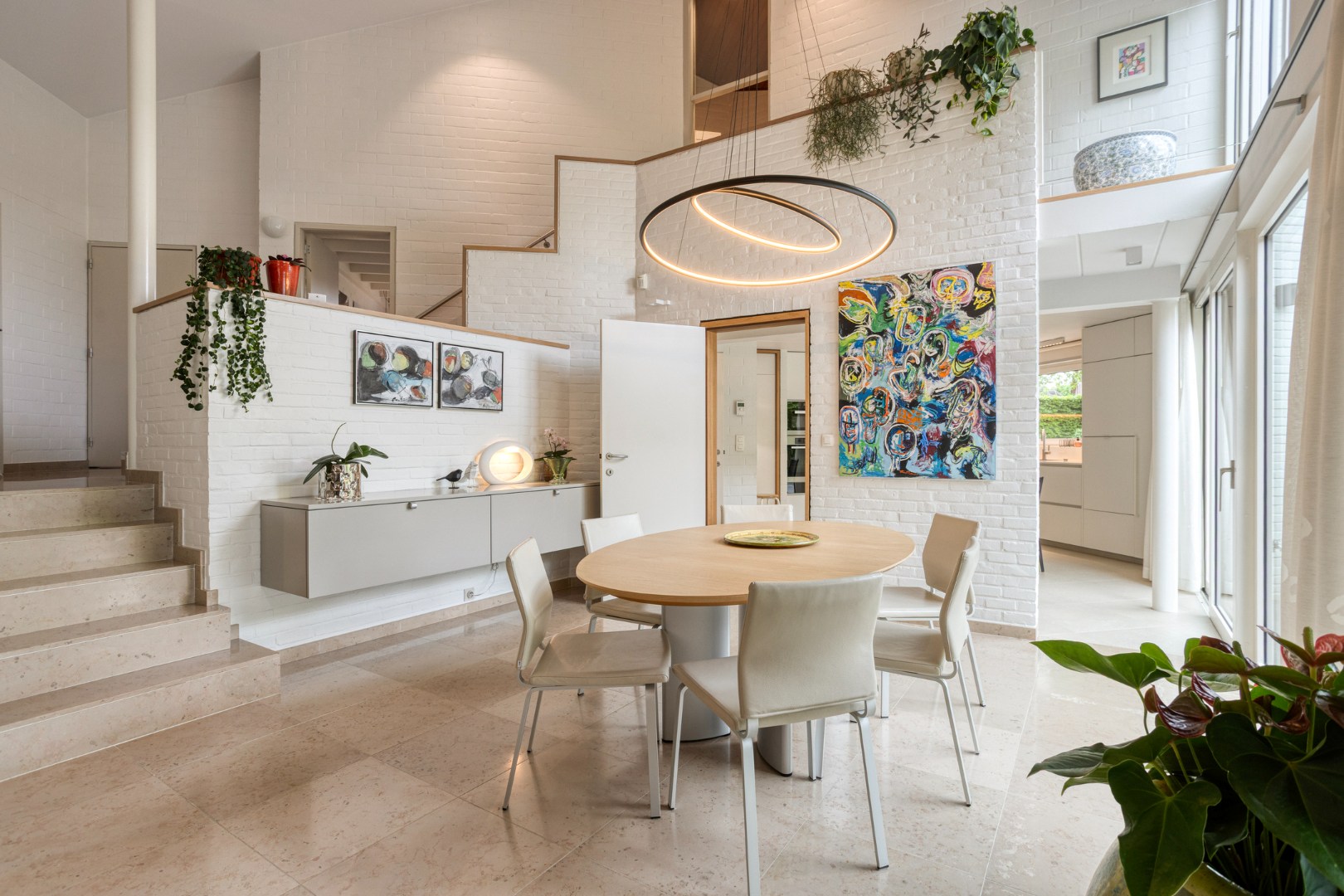 Villa met 5 slaapkamers, ruime tuin, terras en 2 garages in Heverlee! - bewoonbare opp. 278 m² -  EPC 179 kWh/m² 