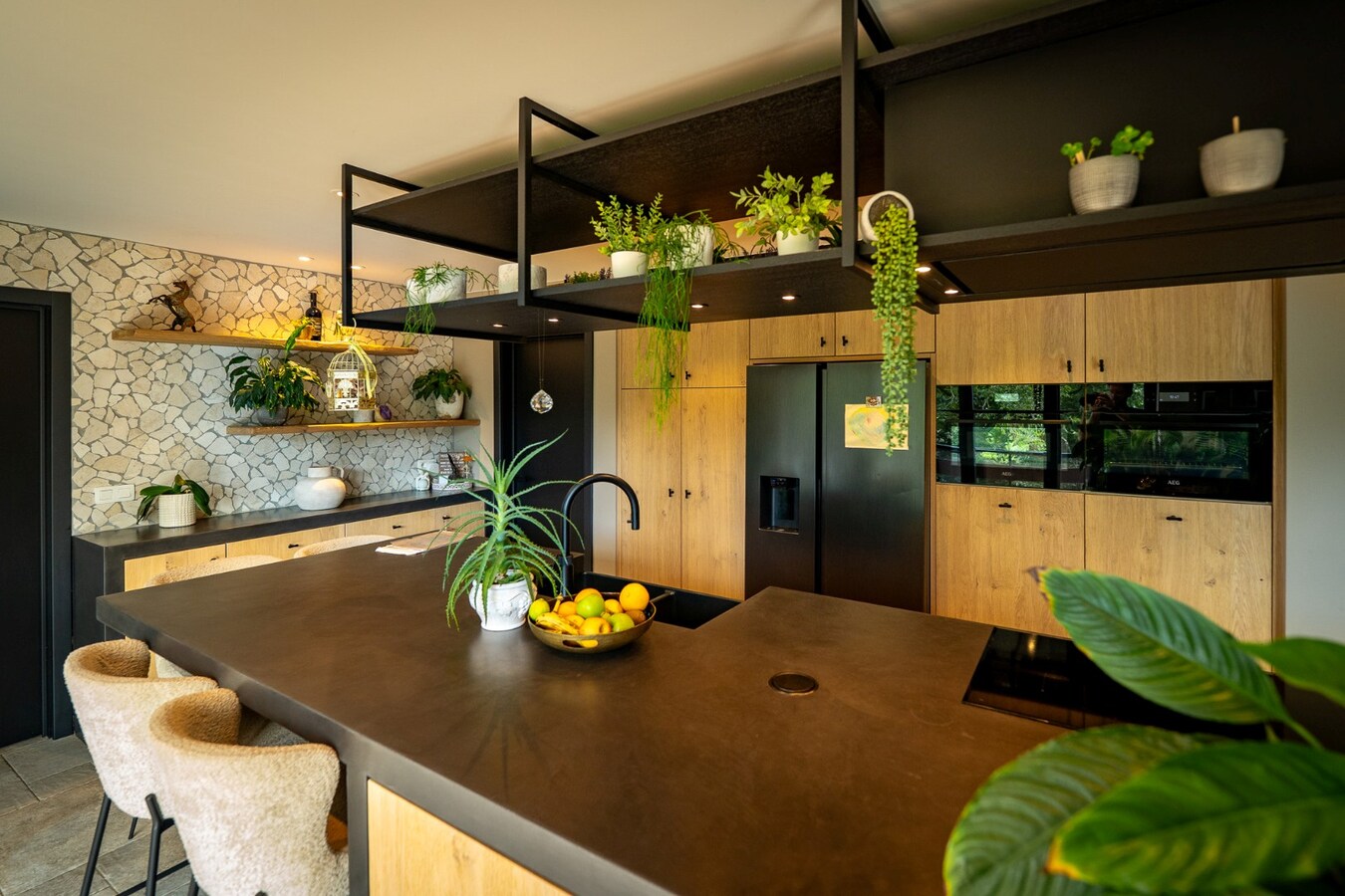 Ruime woning met weide en paddock op ca. 1ha te Bocholt 