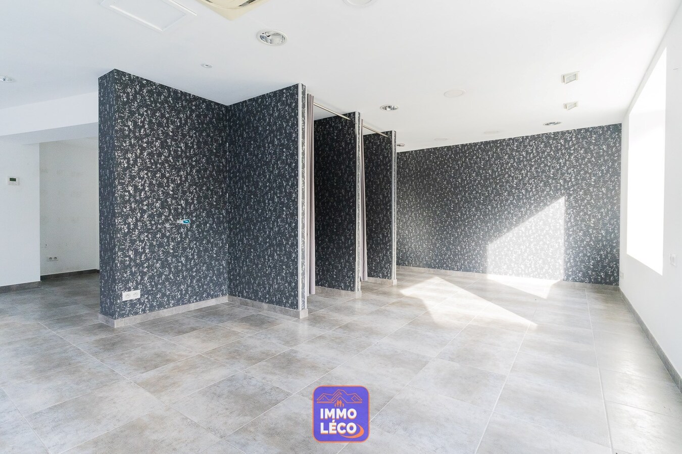 Surface commerciale en plein cœur du village de Dottignies ! 