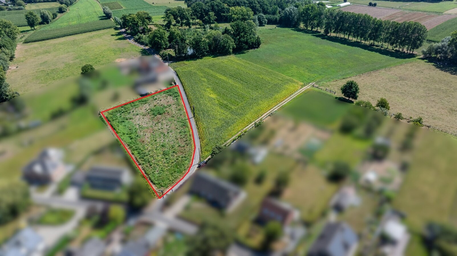 Exceptioneel gelegen bouwgrond te Michelbeke. 