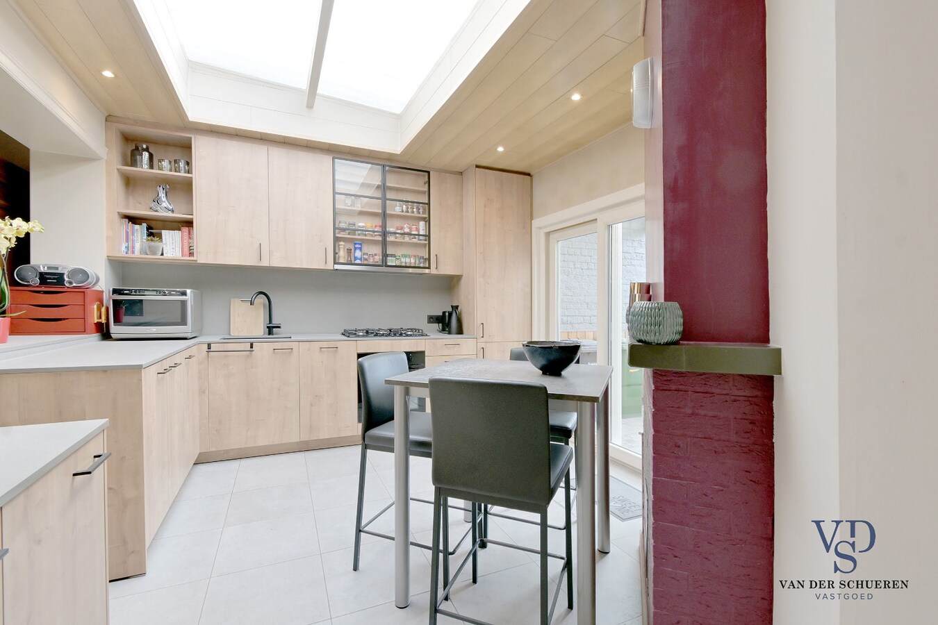 Verzorgde, perfect onderhouden woning. 