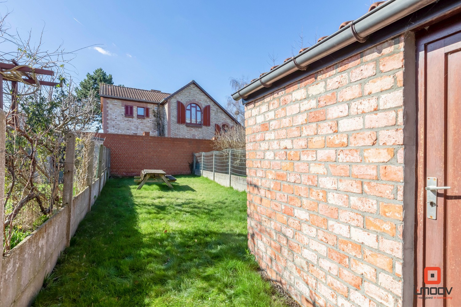 UZ: Opbrengsteigendom met 7 kamers 