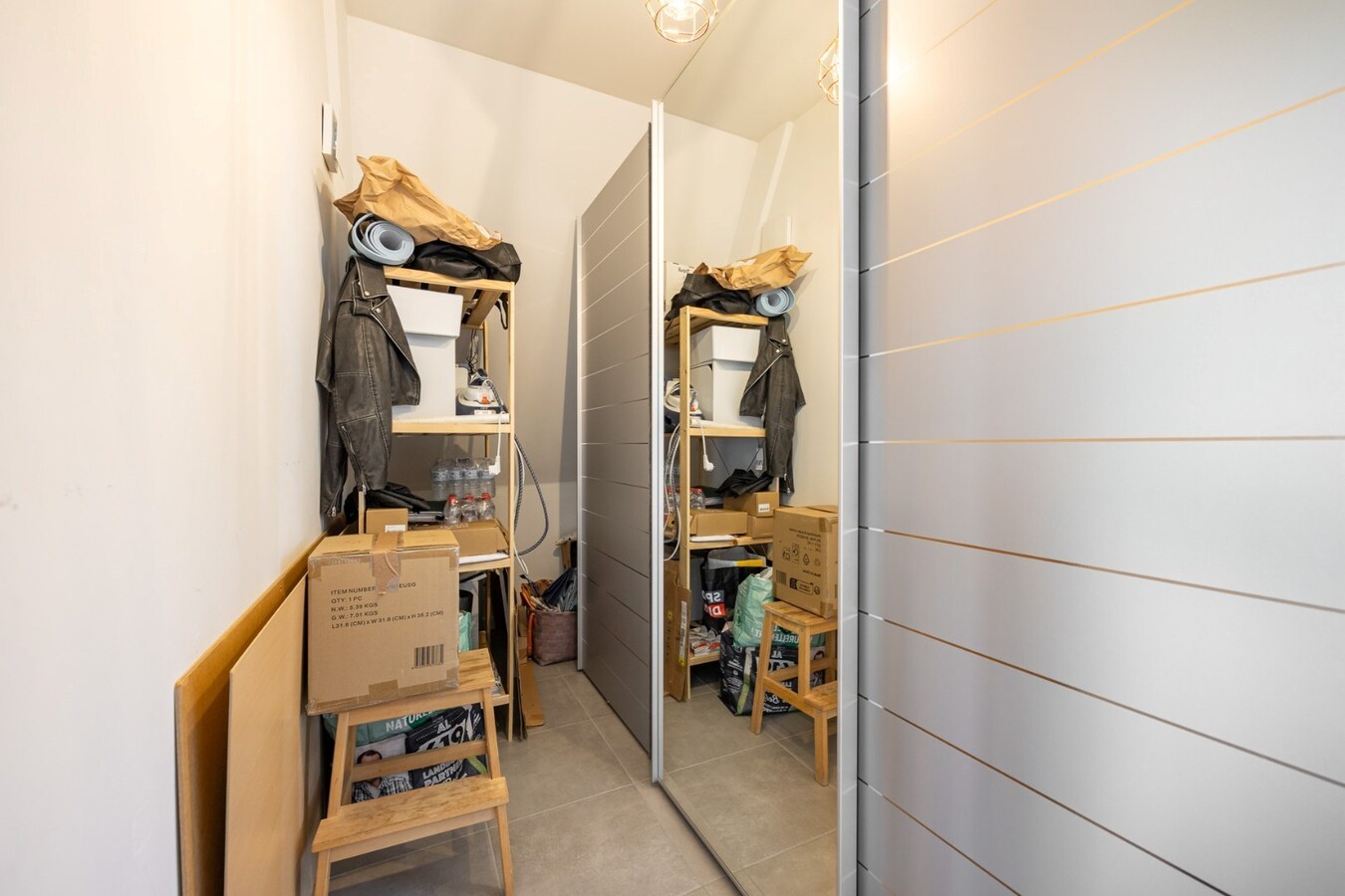 Prachtig, energiezuinig dak appartement met 3 slaapkamers, terras en carport 